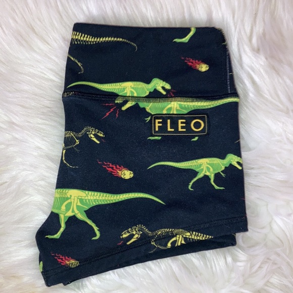 🦖FLEO LRC DL T-Rex Shorts S - Picture 2 of 10